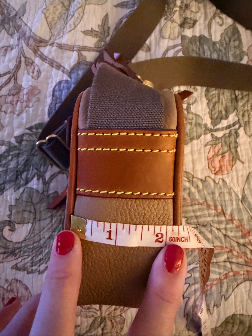 Dooney & Bourke All Weather Camera Bag - Pebble Leather - Picture 8 of 8